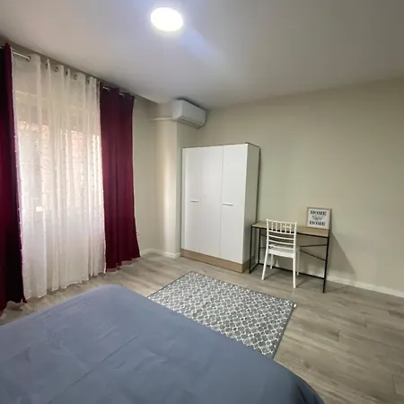 Chlo 5 * טיראנה